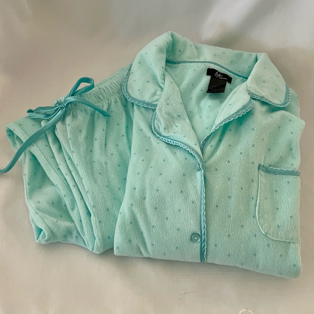Aria Collection / Cozy ~Ultra Soft~ Pajamas - Picture 2 of 11